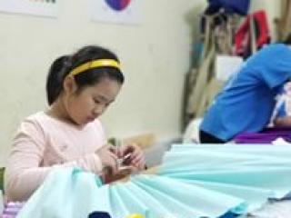 Em làm nhà thiết kế thời trang 